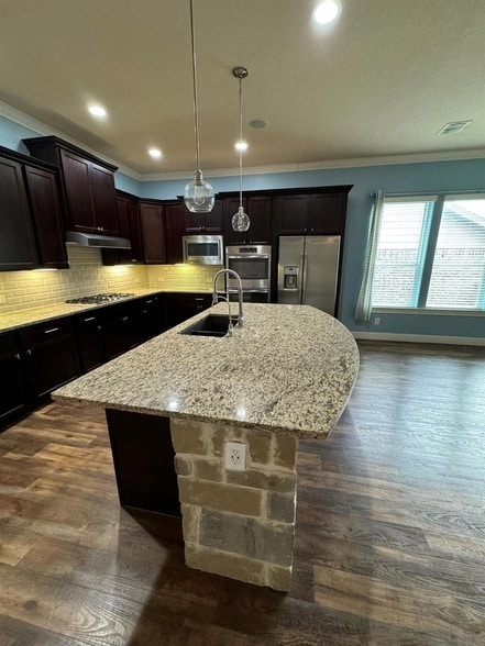 Foto del edificio - 28815 Chaffin Light