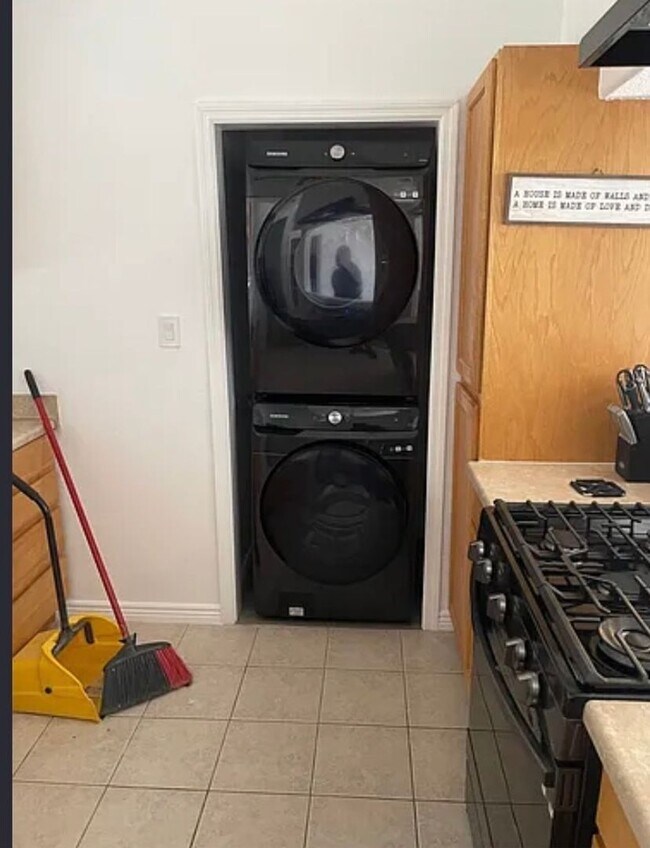 Foto del edificio - Charming 2BR House in Bullhead City