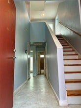 Building Photo - 3208 Yellowstone Park Dr