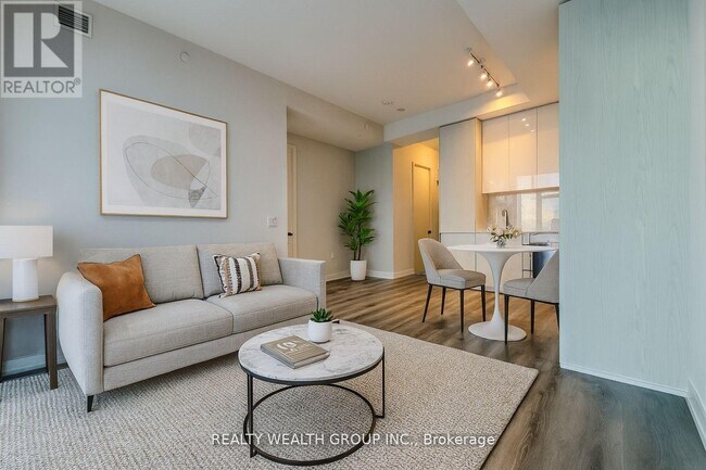 Building Photo - 28 Interchange Wy