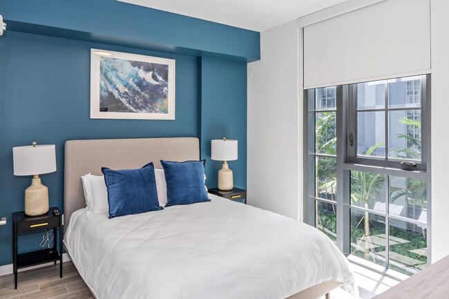 Foto del edificio - 1040 Glendon Ave