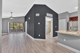 Building Photo - 2850 N Oakland Forest Dr