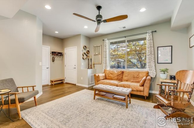 Foto del edificio - 347 Toronto St