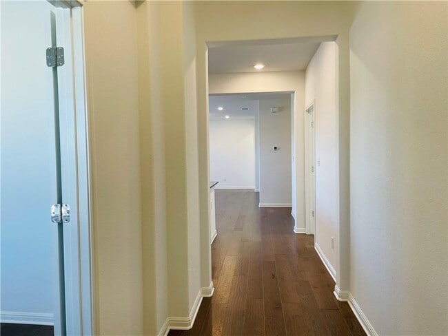 Building Photo - 2605 Bantry Rd