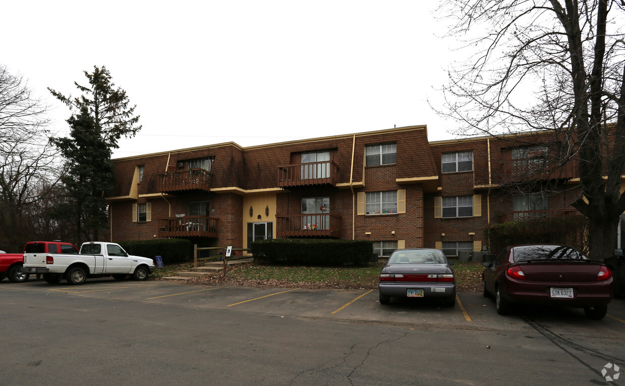 Los apartamentos de 1,147 NW Washington Blvd. - Washington Square