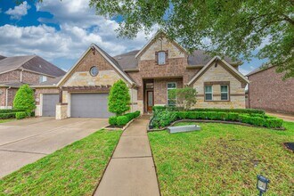 Building Photo - 25514 Kearsley Dr