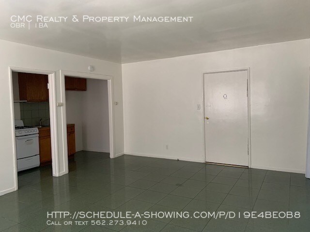 Building Photo - 1561 W Pacific Coast Hwy