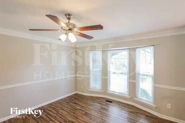 Building Photo - 1521 Cedargate Cir