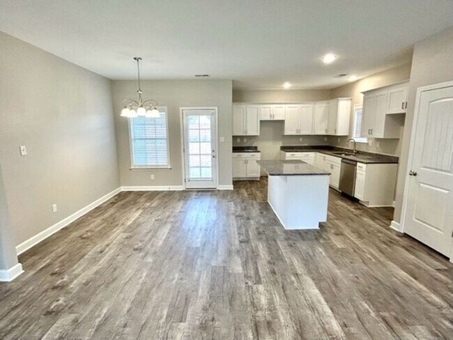 Building Photo - Now Leasing in Horn Lake @ Nicole Place- N...