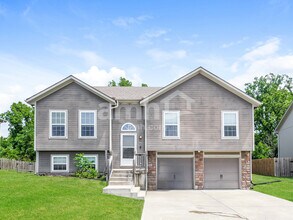 Building Photo - 589 Kreisel Dr