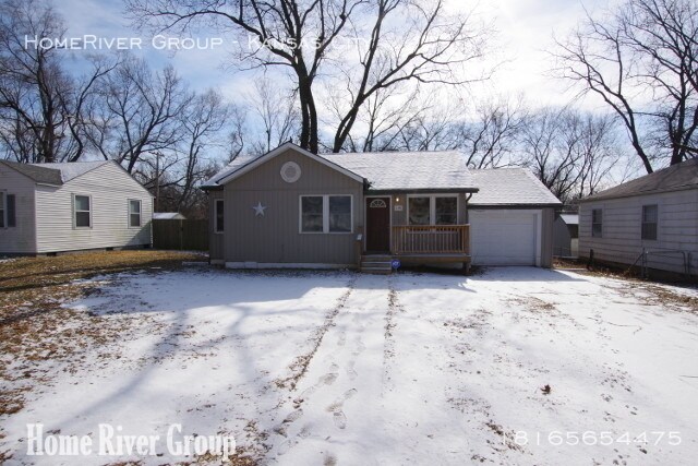 Building Photo - 1001 NE 44th St