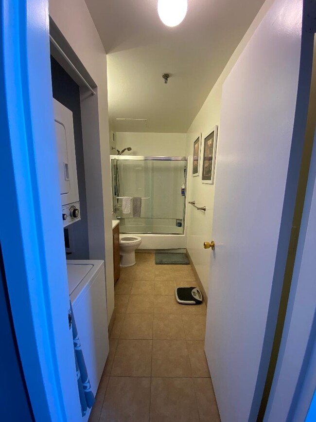 Bath Room - 55 McKinley Ave