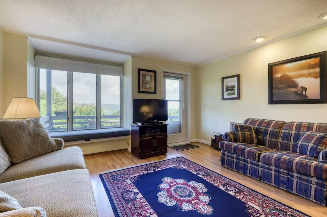 Foto principal - 395 Skyleaf Dr