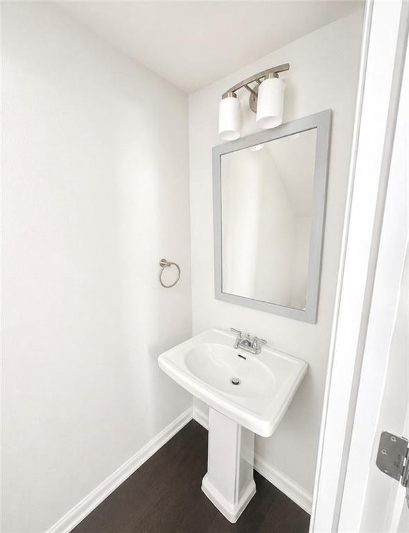 Foto del edificio - 4320 Sunny Oak Pl