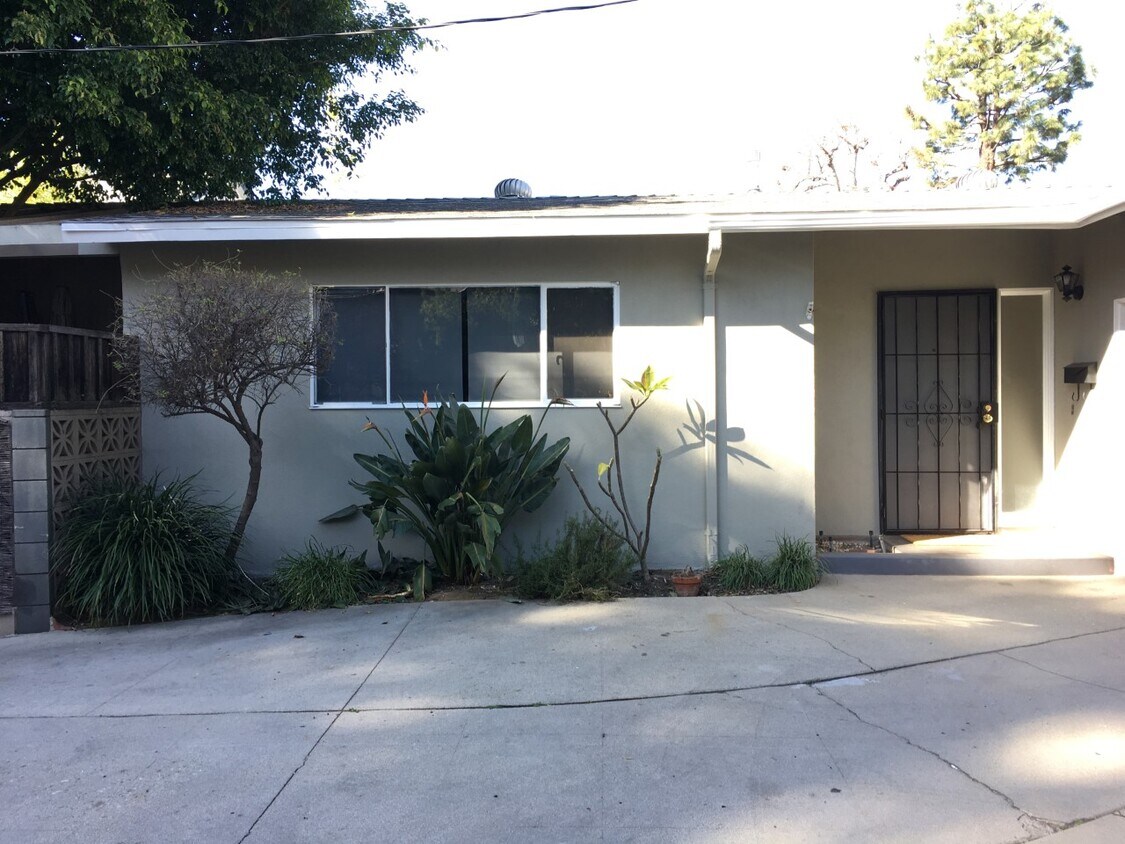 Primary Photo - 1210 Lyndon St