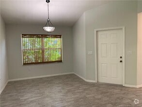 Building Photo - 481 SW Talquin Ln