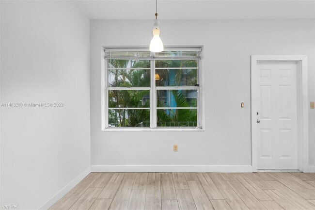 Foto del edificio - 2 br, 1 bath Condo - 1622 Bay Rd Apt 202