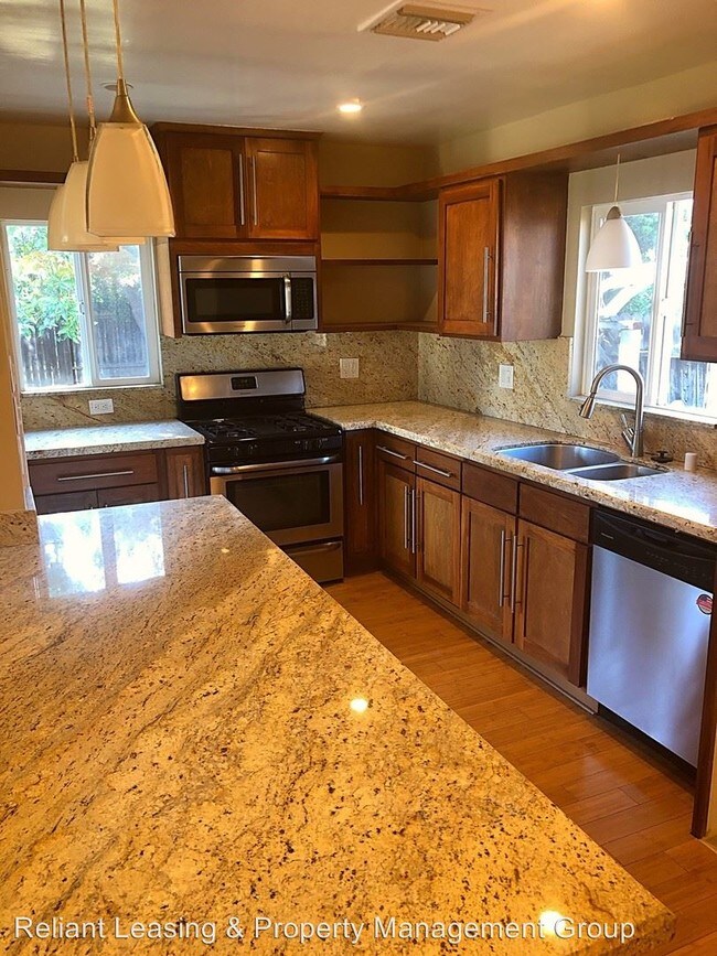 Foto del edificio - 3 br, 2 bath House - 6514 Glade Ave