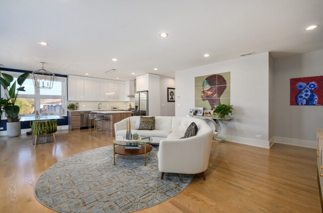 Foto del edificio - 1203 E 46th St