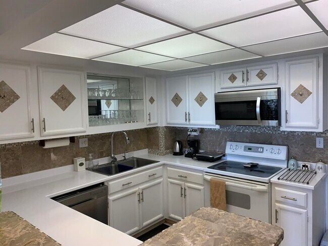 Foto del edificio - 3750 Galt Ocean Dr