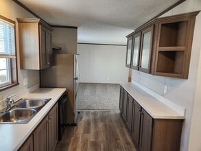 Building Photo - 839 Alaska