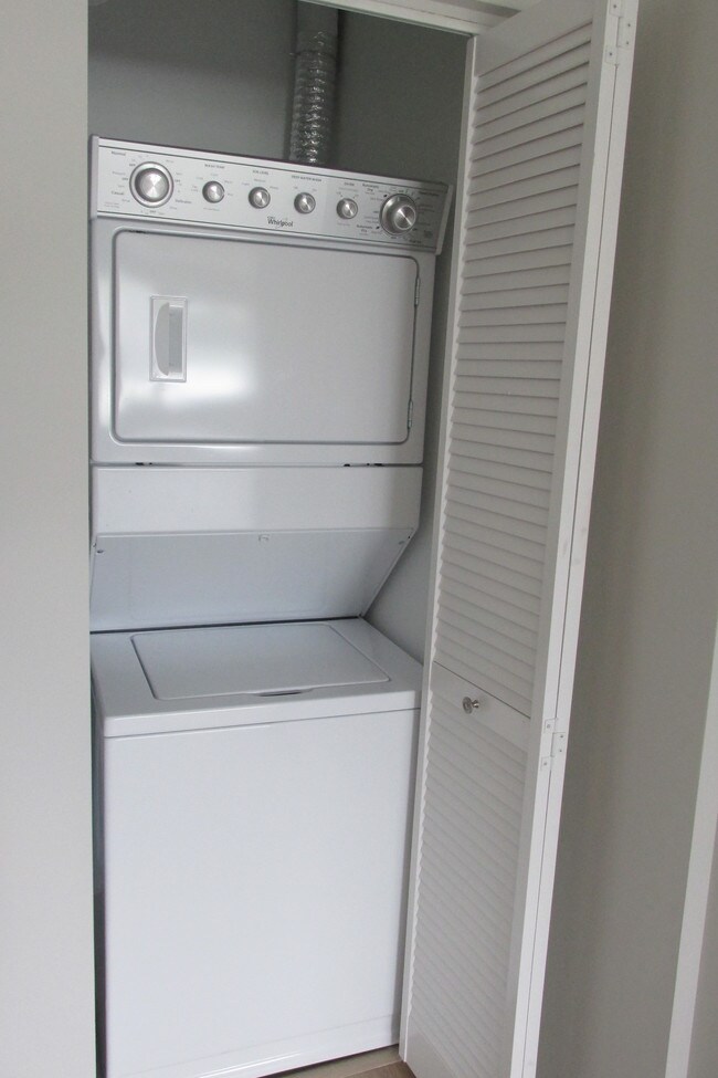 Building Photo - 9301 S Harlem Ave