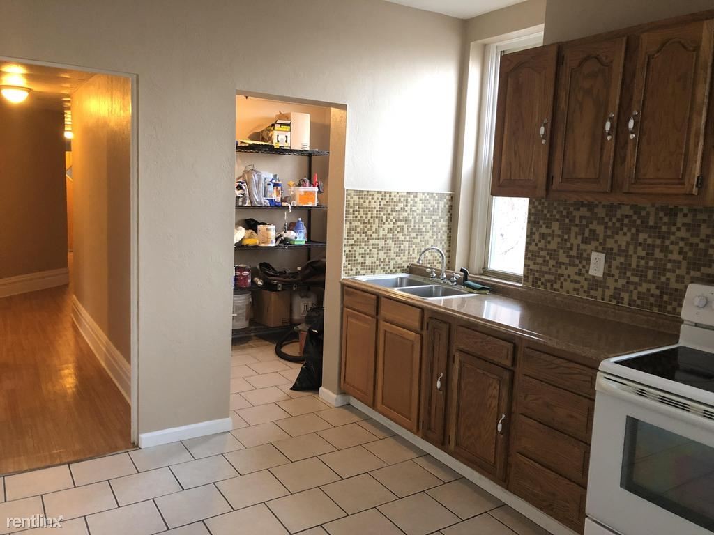 Foto principal - 207 Shiloh St