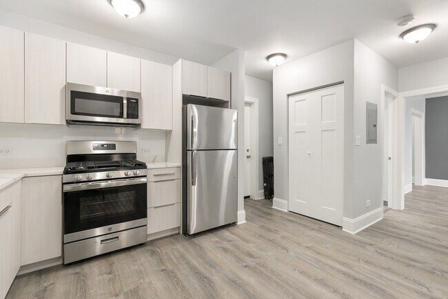 Foto del edificio - 1611 W Juneway Terrace
