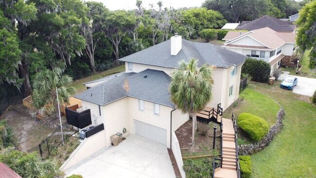 Foto del edificio - Exquisite Lake County Home with Lake Harris Views
