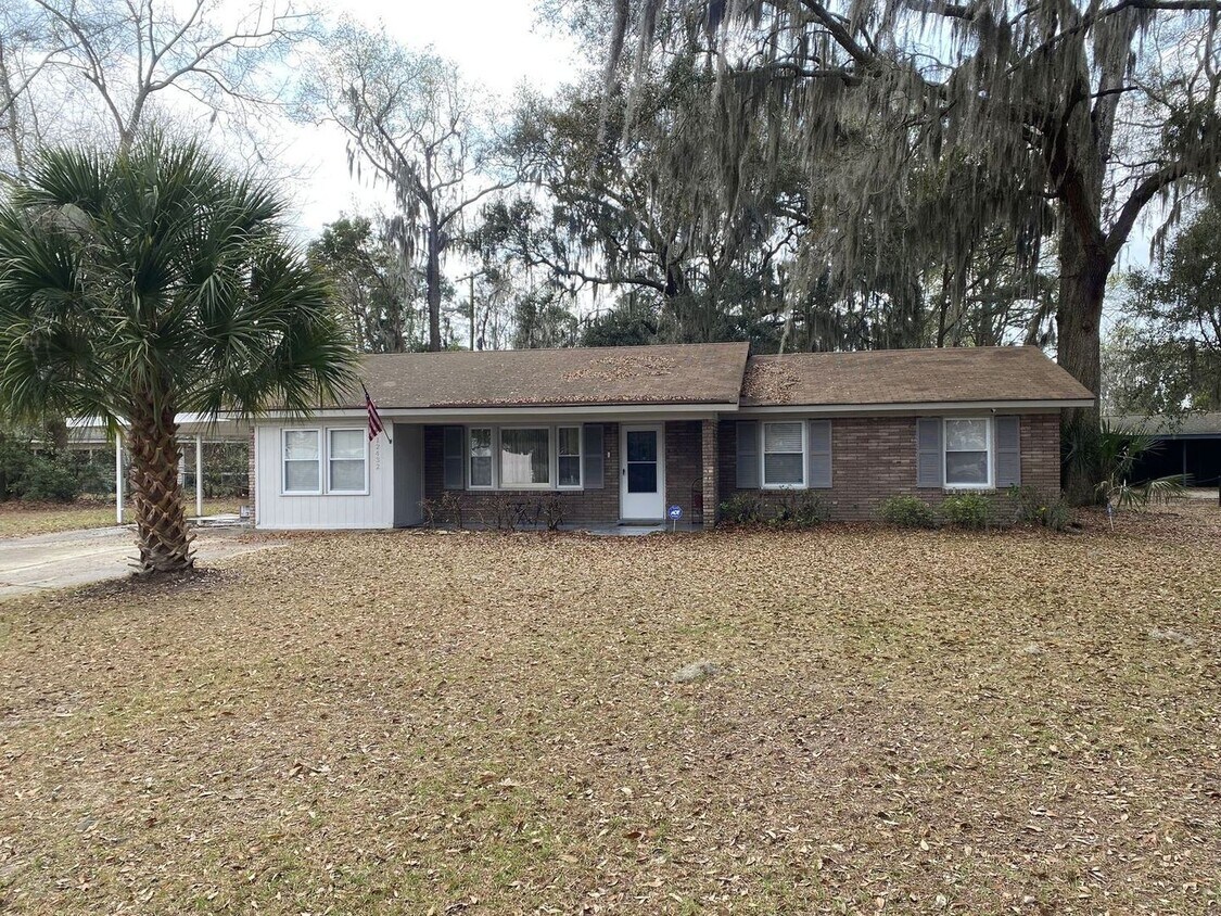 Foto principal - l2432 Largo Drive- furnished