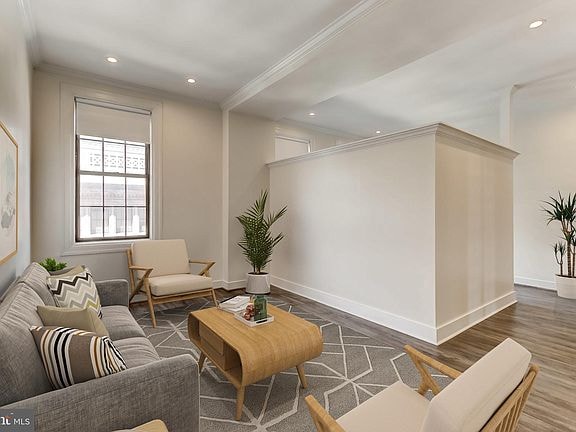 Photo - 1 E Chase St Apartment