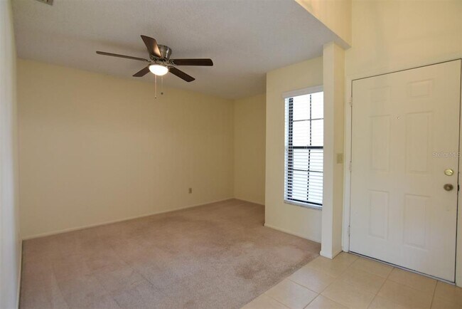 Foto del edificio - 1030 Alpug Ave