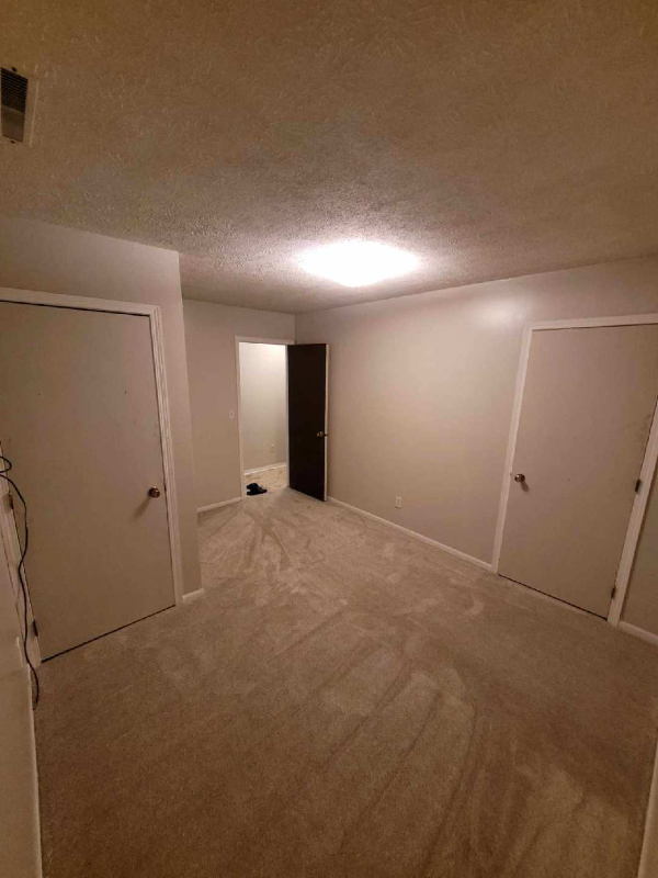 Building Photo - 123 Ferndale Dr