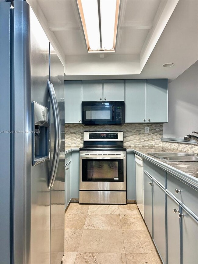 Building Photo - 701 NW 19th St