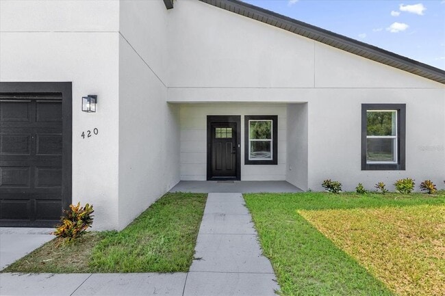 Building Photo - 420 Marion Oaks Course