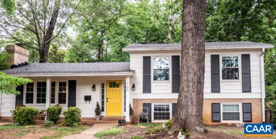 Foto principal - 703 Shamrock Rd