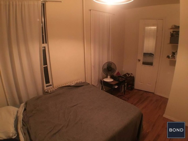 Foto del edificio - 293 N 7th St