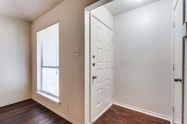 Foto del edificio - 2820 Ridgecrest Dr