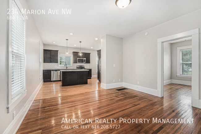 Foto del edificio - 234 Marion Ave NW