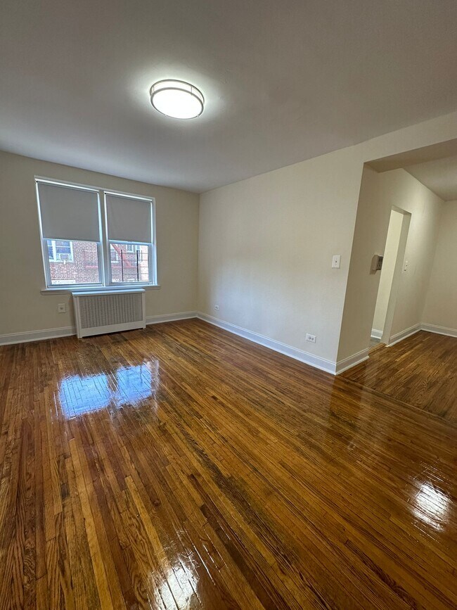 Foto del edificio - 8871 20th Ave