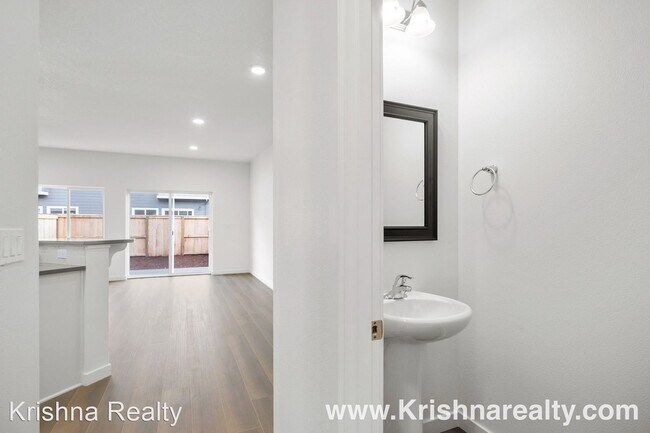 Foto del edificio - 3 br, 2.5 bath House - 1210 S Quartz St
