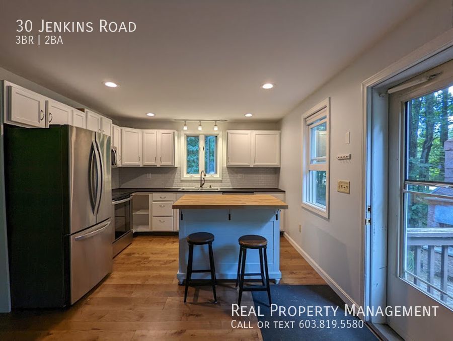 Foto principal - Great 3 Bedroom Home in Quiet Country Sett...