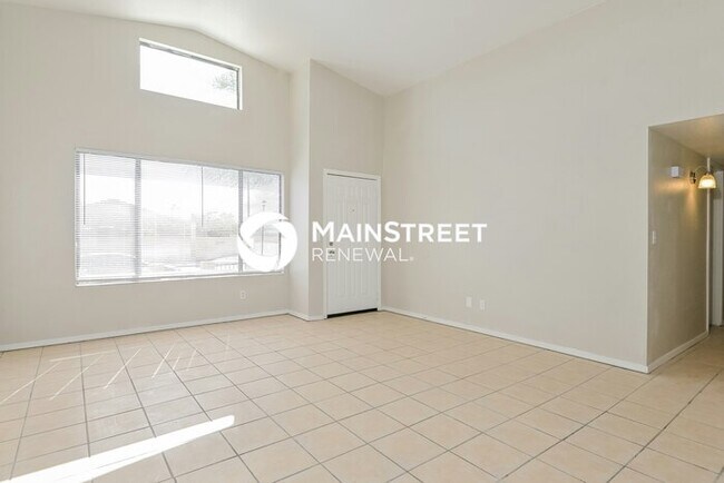 Foto del edificio - 3 Bedroom Pet-Friendly Home in Tucson, AZ with Main Street Renewal