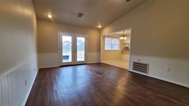 Foto del edificio - 105 SW 16th St