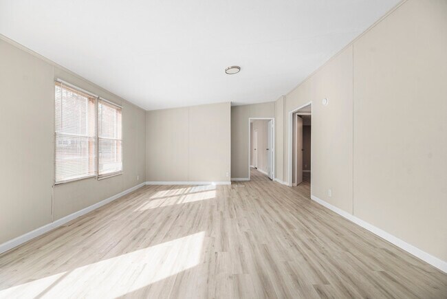 Building Photo - 1041 Cherry Tree Ct