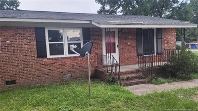 Building Photo - 4916 Rosehill Rd