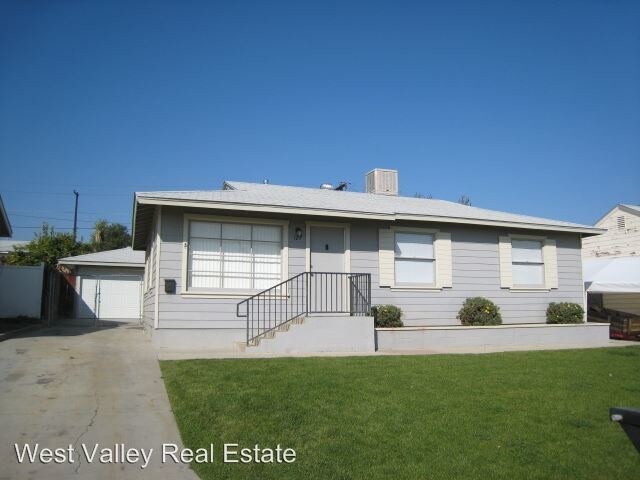 Primary Photo - 3 br, 1 bath House - 127 Franklin Avenue