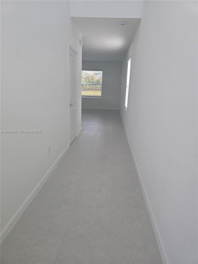 Foto del edificio - 5917 Sweetwood Dr