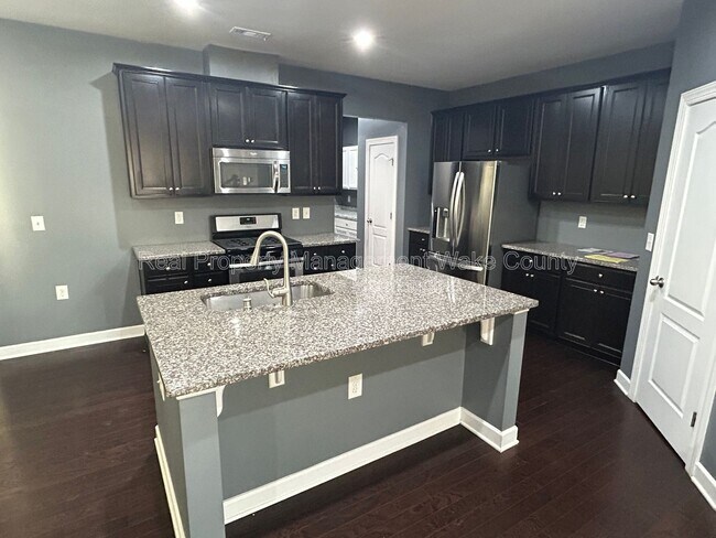 Foto del edificio - 441 Liberty Hill Pass