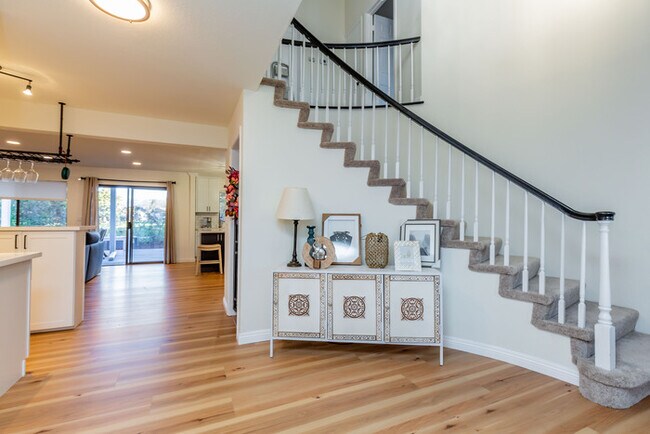 Foto del edificio - Charming House next to Golf Course and Winery